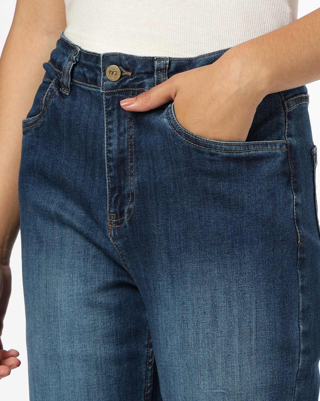 Men Mid-Wash Wide-Leg Jeans