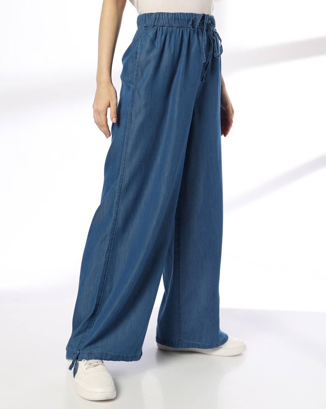 Women Regular Fit Pants with Insert Pockets