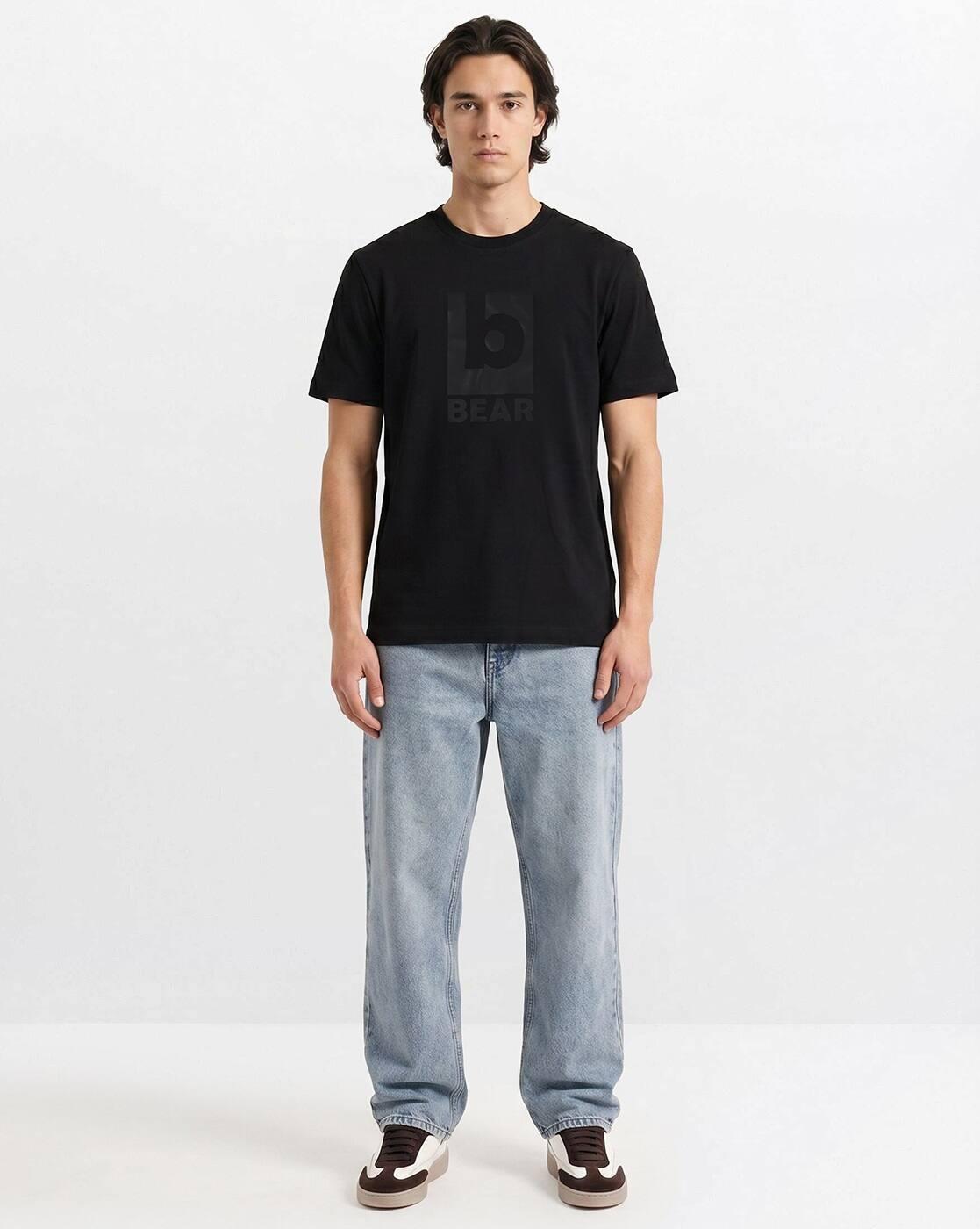 Men Typographic Print Regular Fit T-Shirt