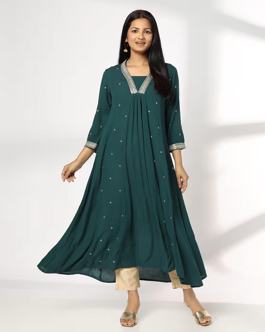 Women Embroidered Festive Kurta