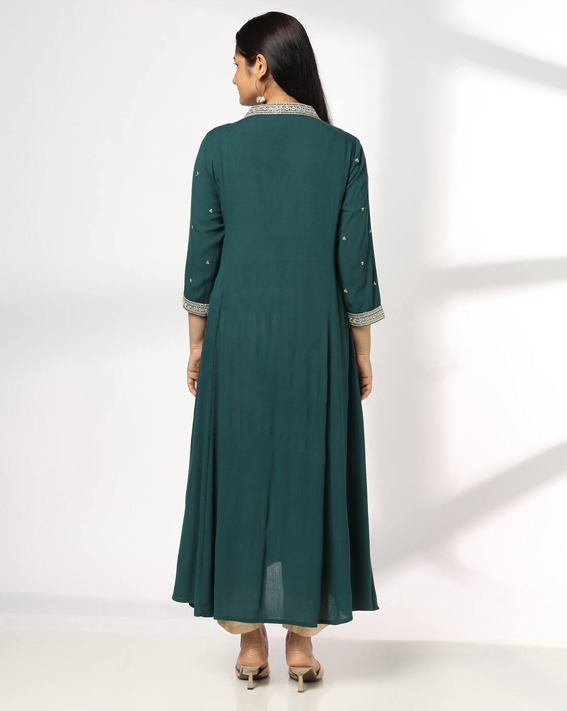 Women Embroidered Festive Kurta