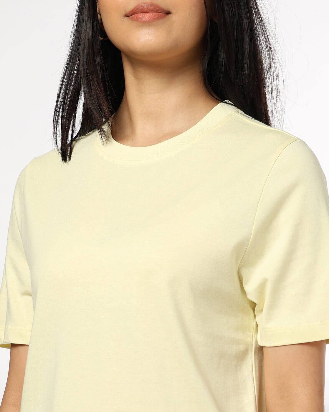 Women Regular Fit Round-Neck T-Shirt