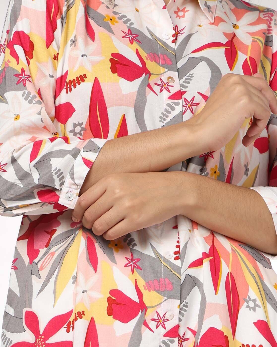 Women Floral Print Straight Kurta