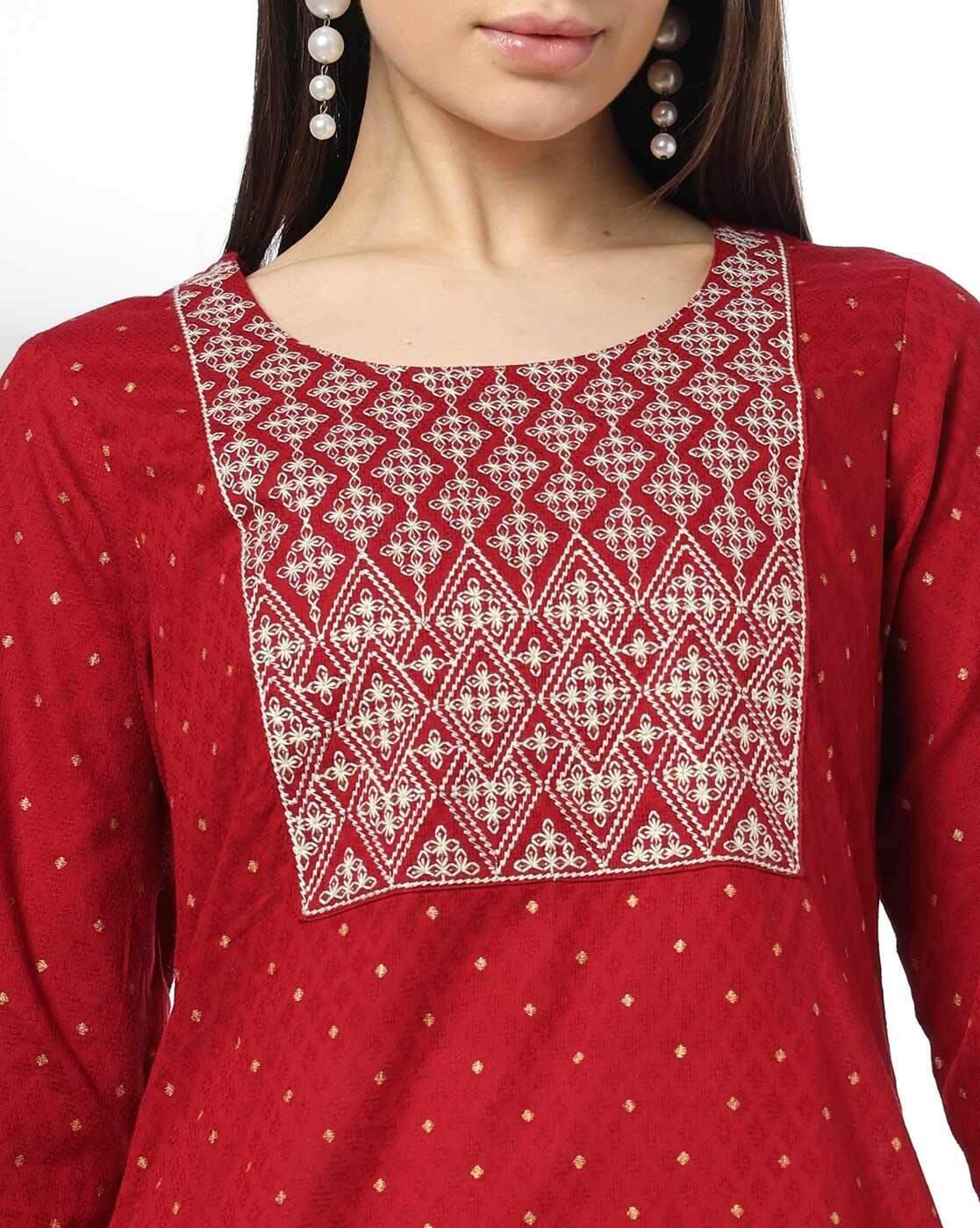Women Straight Kurta with Embroidered Yoke