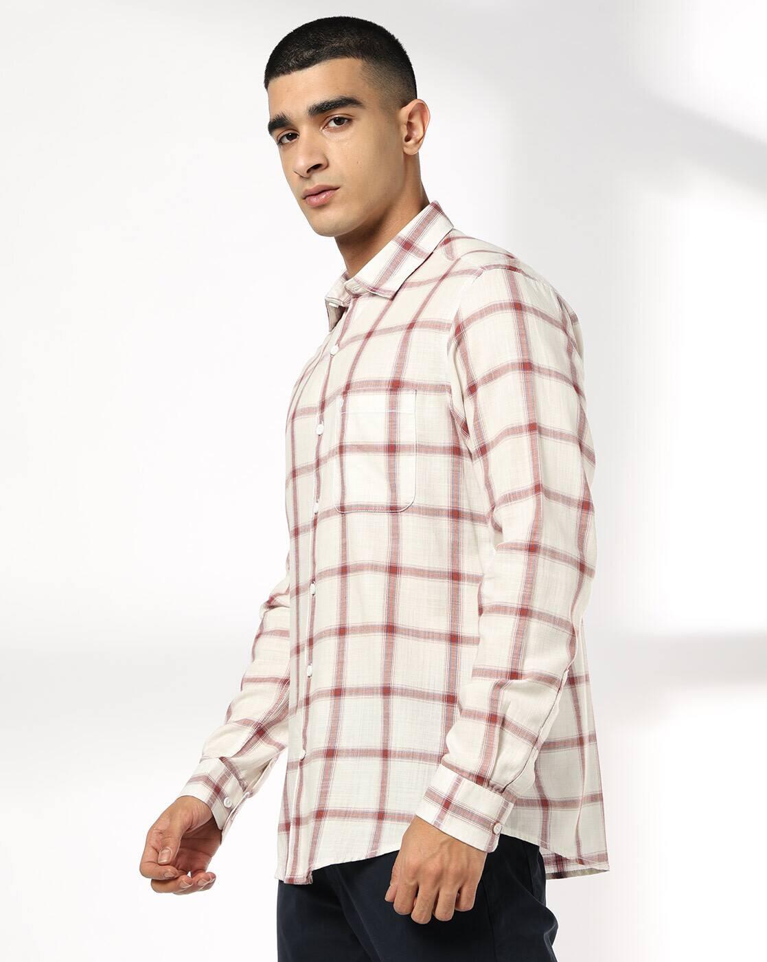 Men Checked Slim Fit Shirt with Patch Pocket