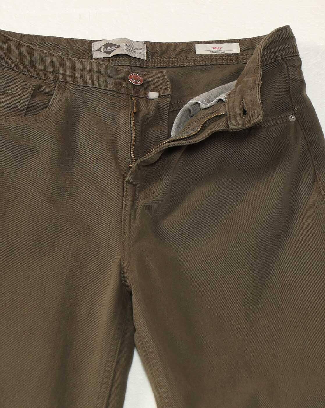 Women Lightly Washed Straight Jeans