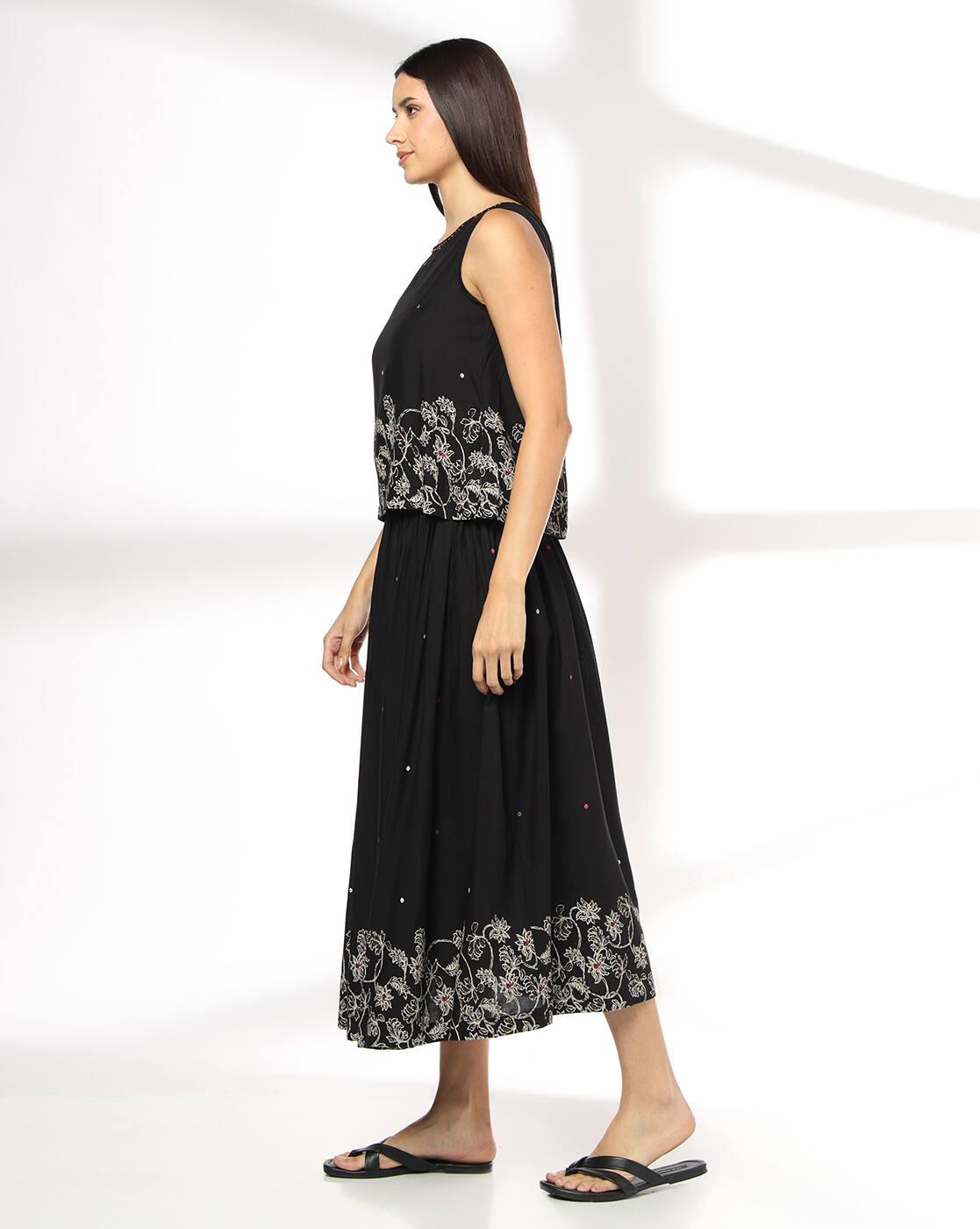 Women Floral Embroidered Top & Skirt Co-Ord Set