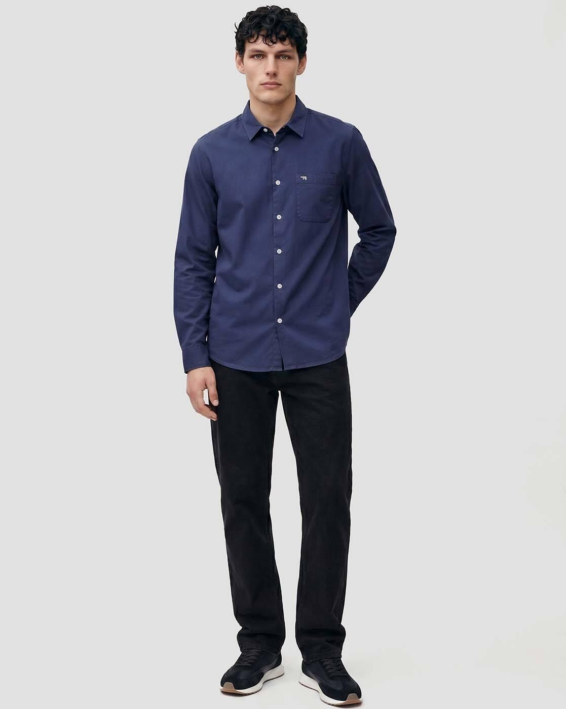 Men Regular Fit Spread-Collar Shirt
