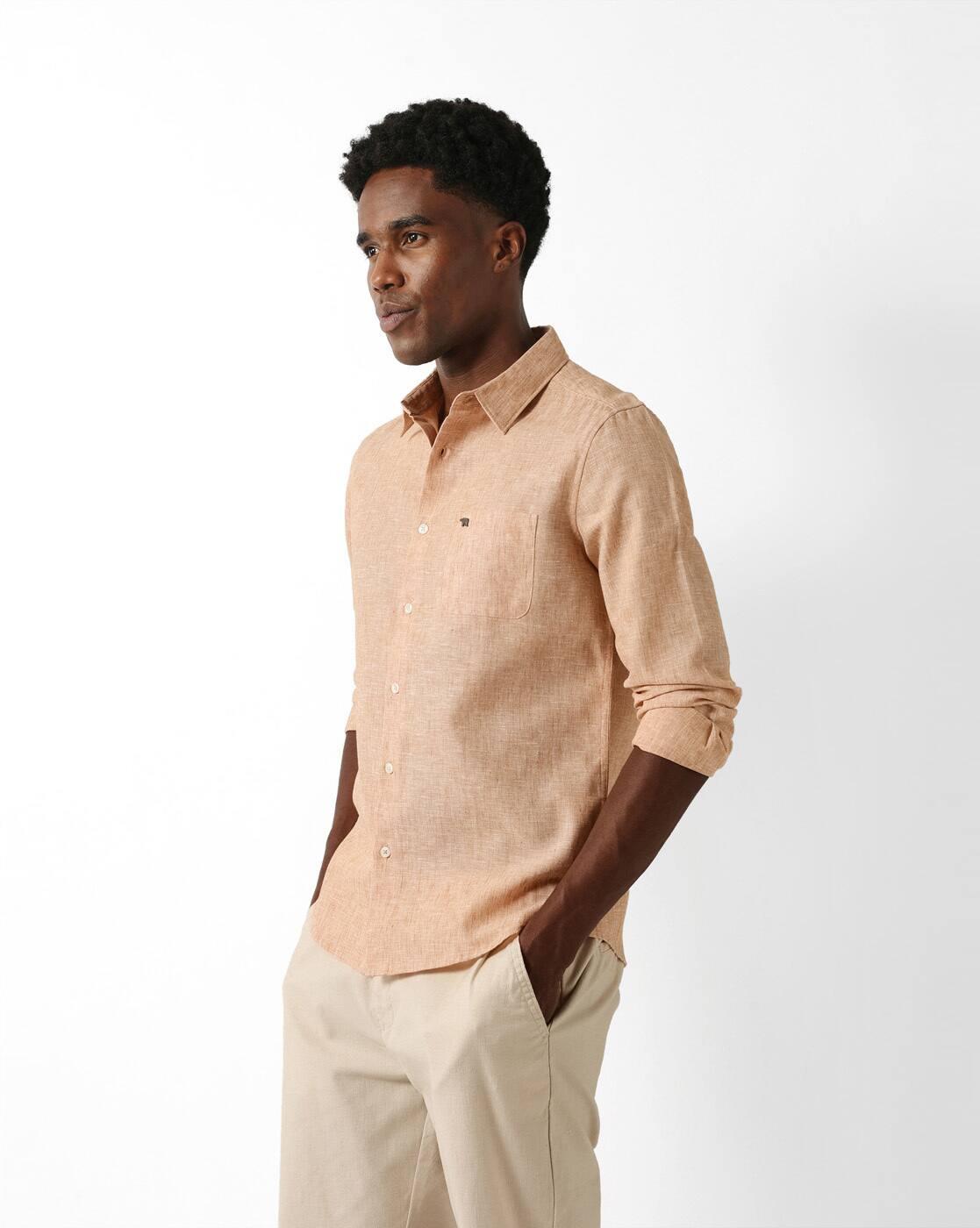 Men Heathered Cotton Blend Slim Fit Shirt