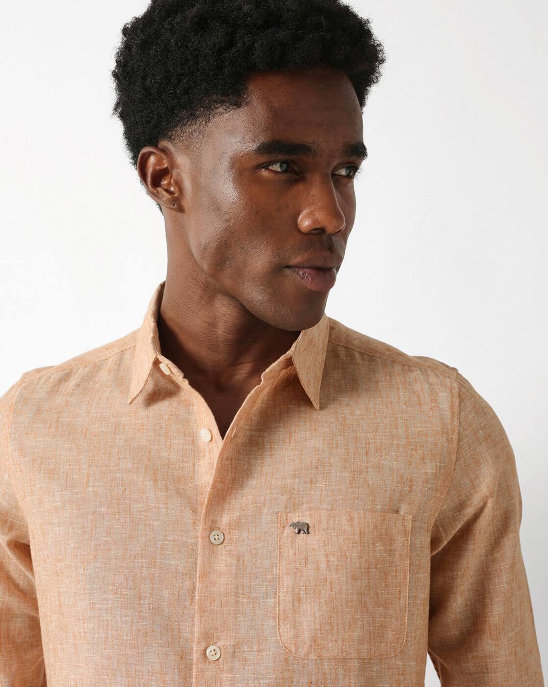 Men Heathered Cotton Blend Slim Fit Shirt
