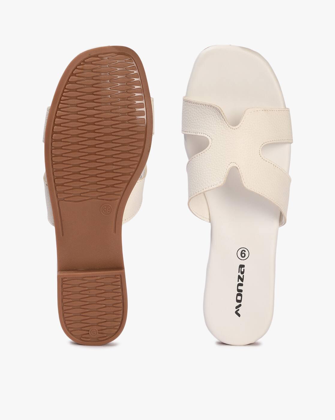 Women Patterned Flat Sandals