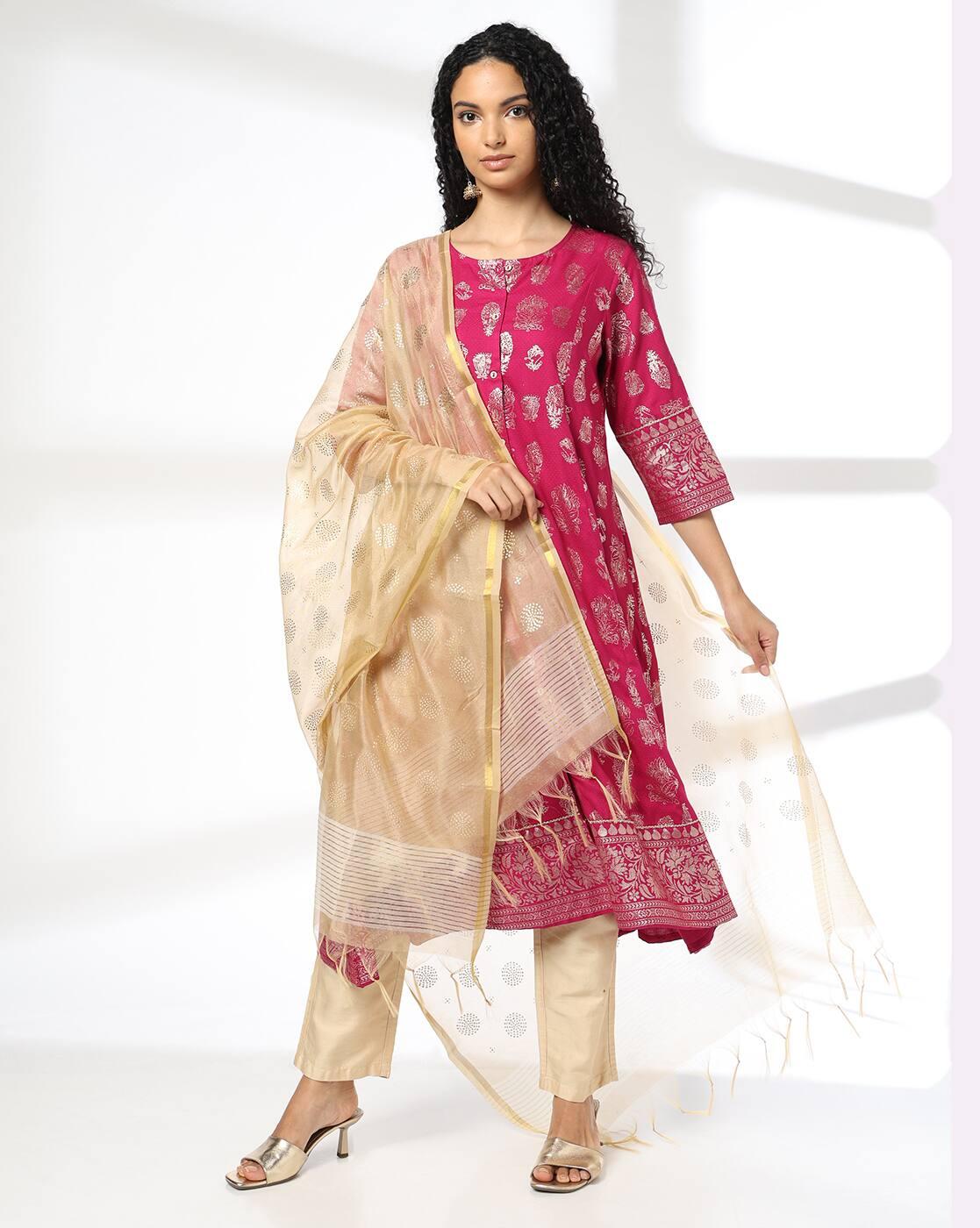 Women Printed Dupatta with Tassels