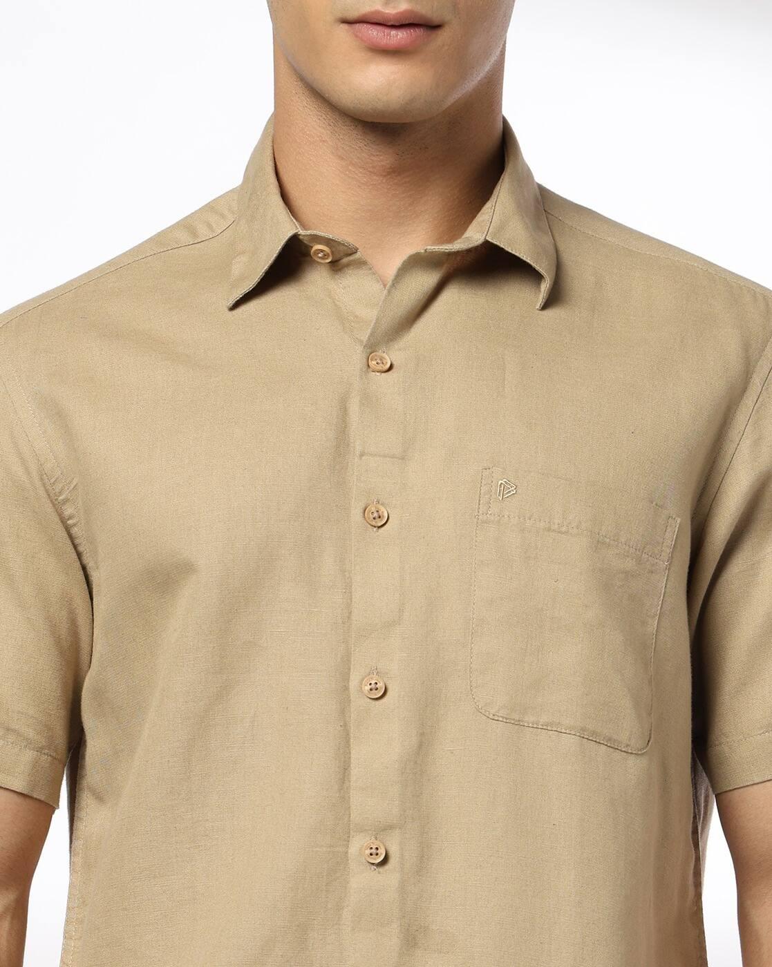 Men Slim Fit Shirt with Patch Pocket