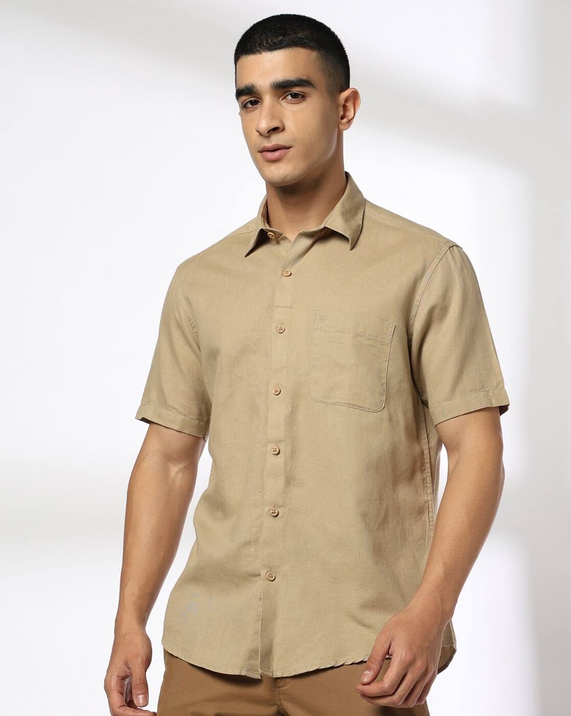 Men Slim Fit Shirt with Patch Pocket