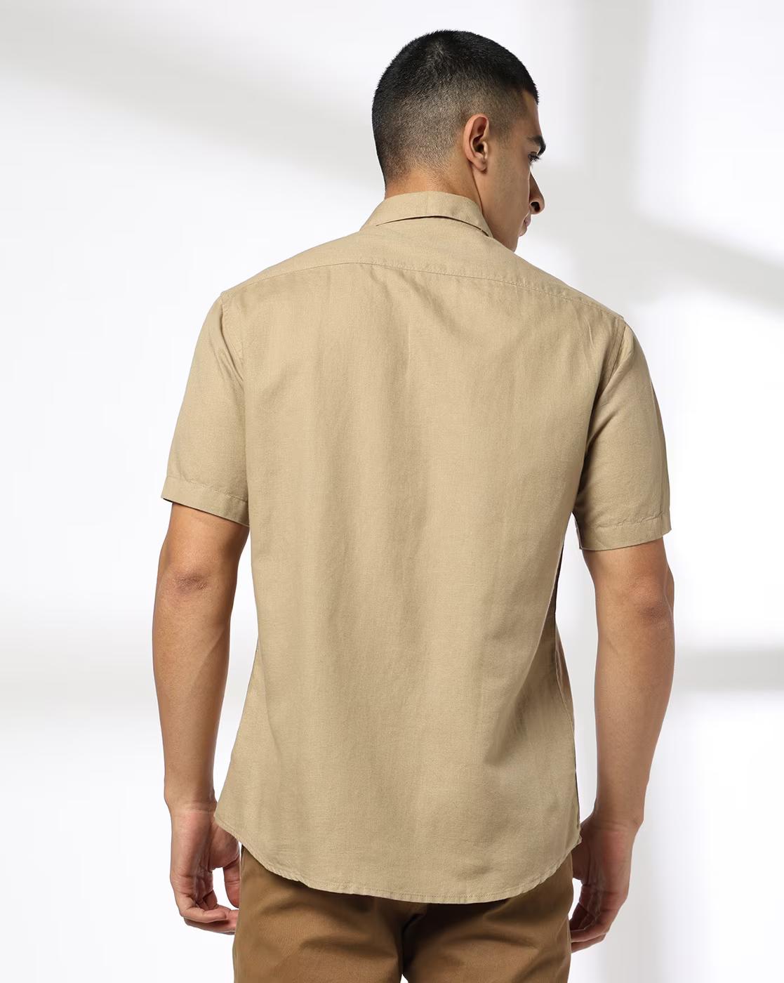 Men Slim Fit Shirt with Patch Pocket