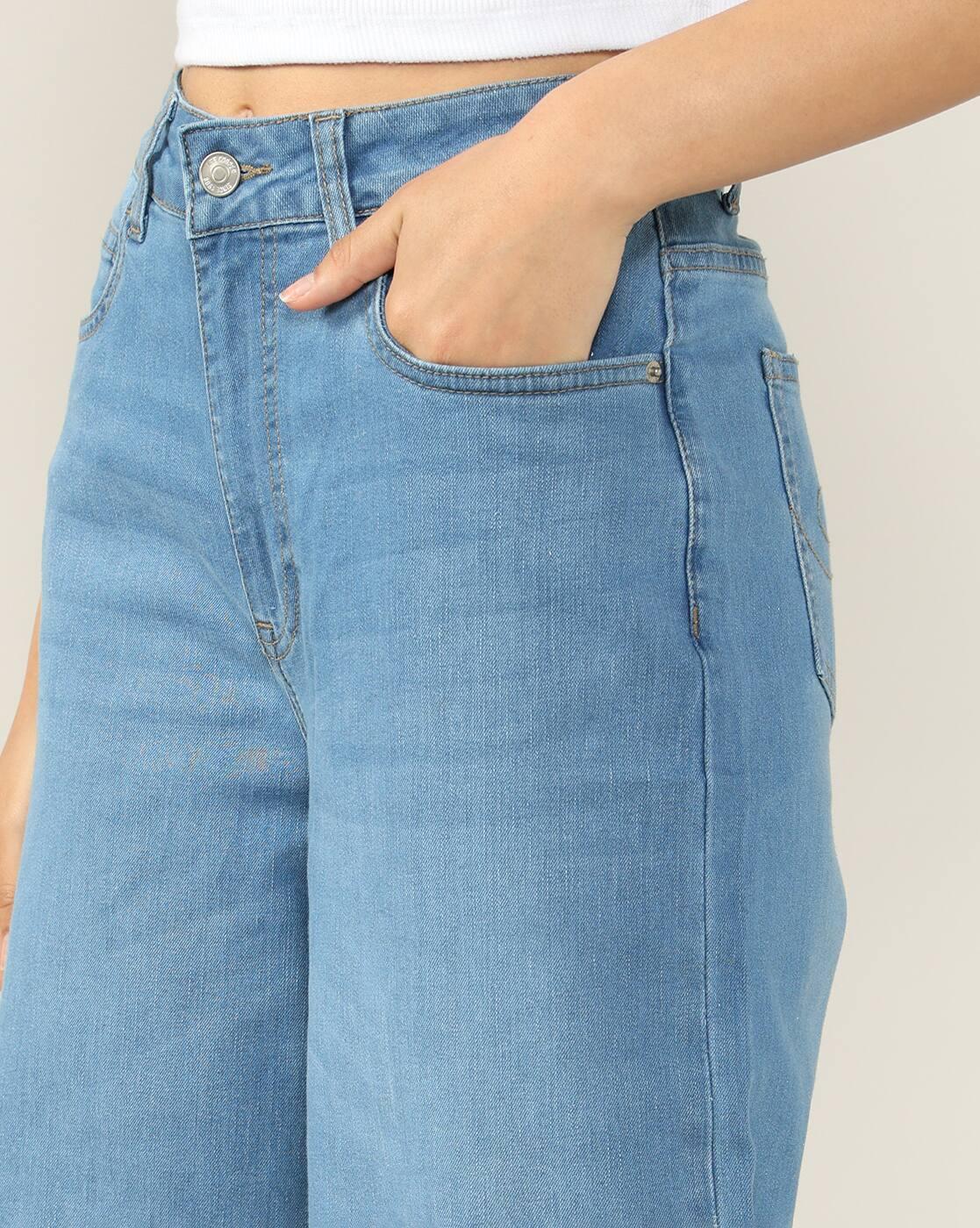 Women Lightly Washed Wide-Leg Jeans