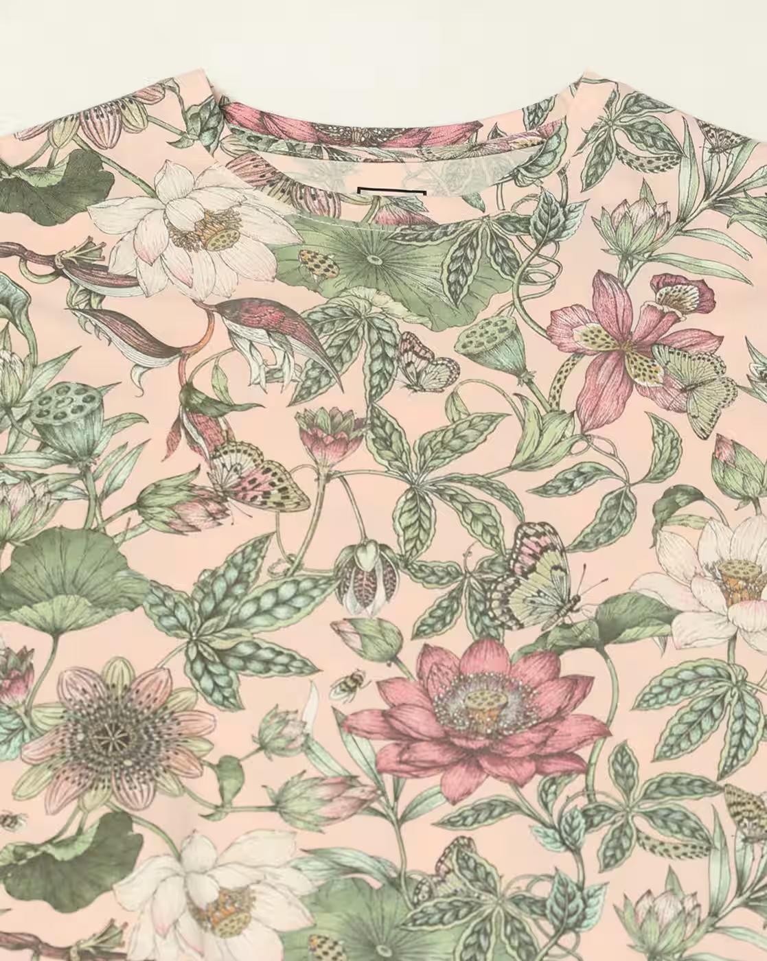 Women Floral Print Boxy Fit Crew-Neck T-Shirt