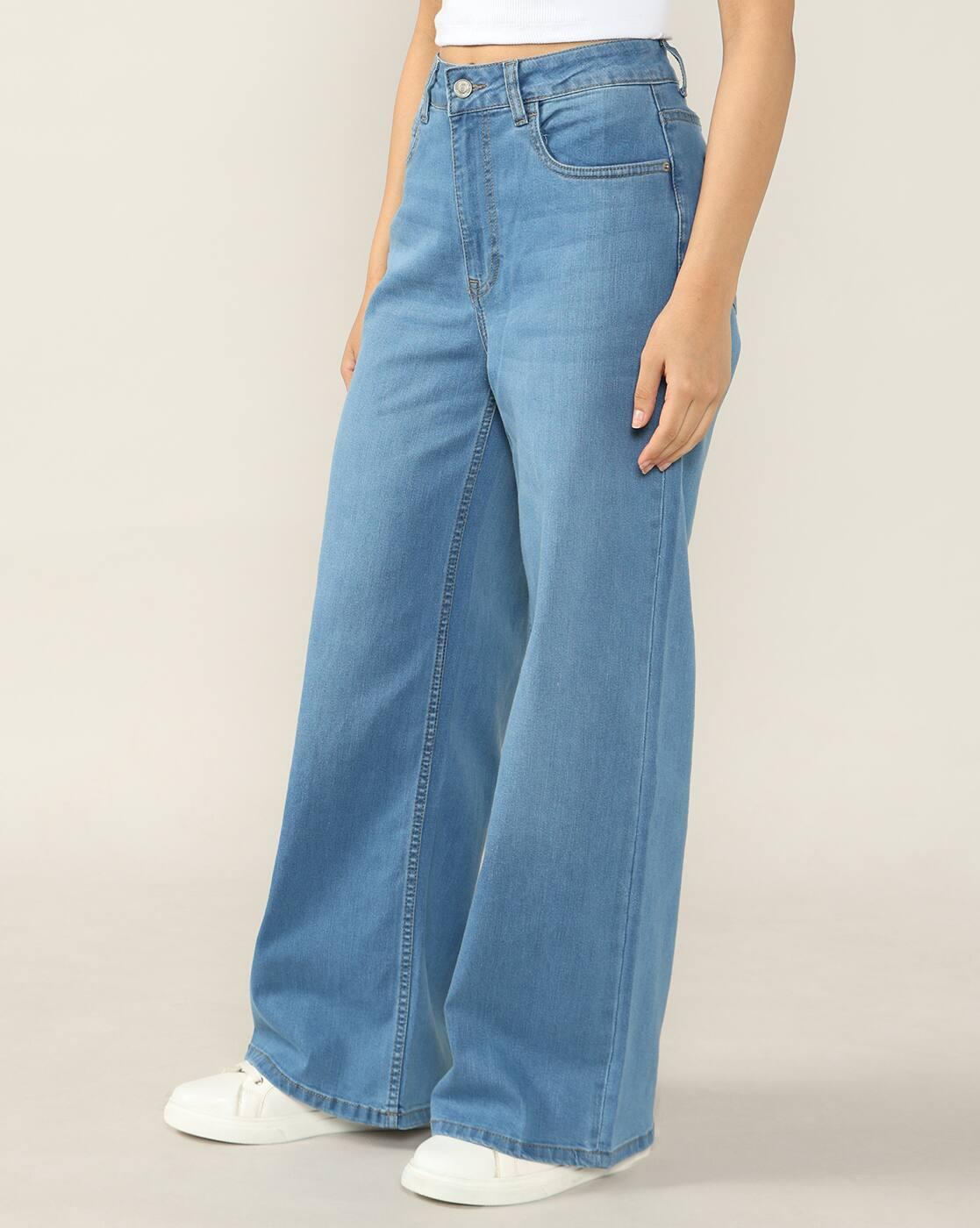 Women Lightly Washed Wide-Leg Jeans
