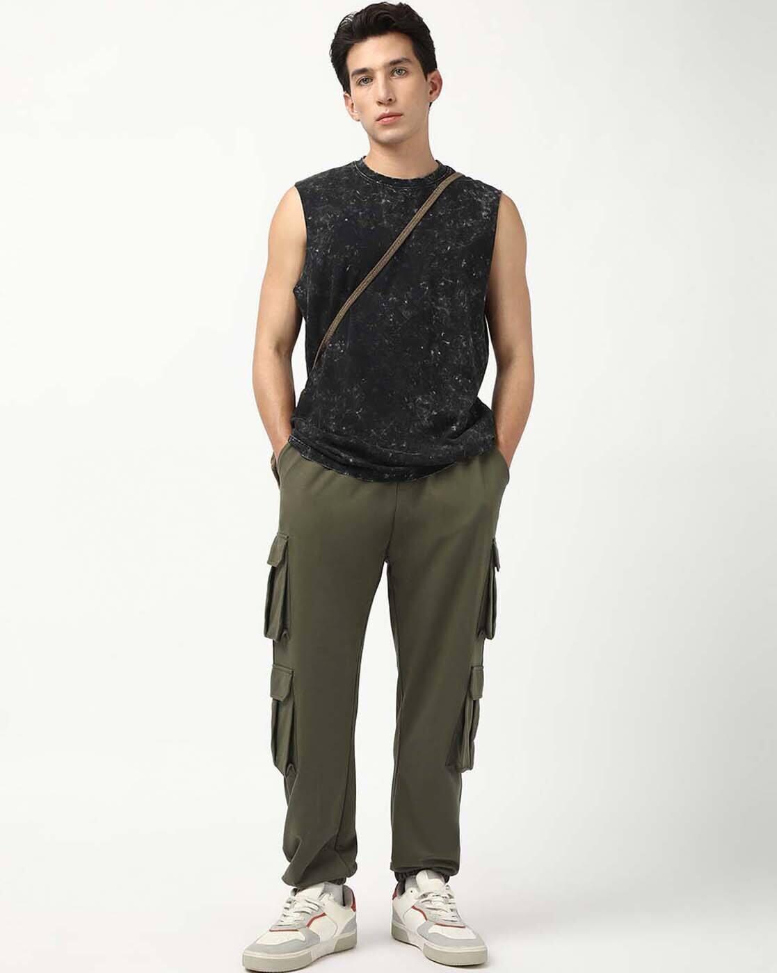 Men Solid Super Loose Fit Cargo Joggers