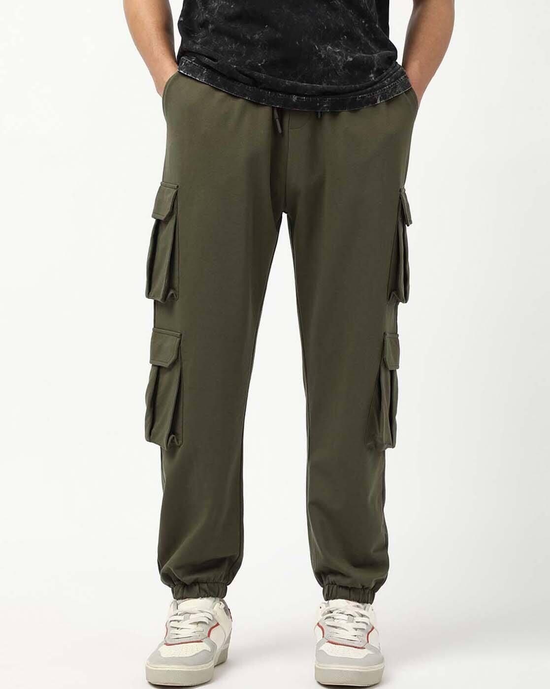 Men Solid Super Loose Fit Cargo Joggers