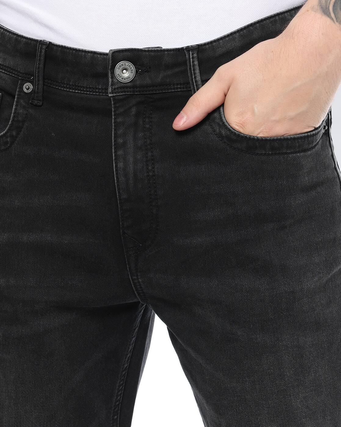Men Mid-Rise Straight Fit Jeans