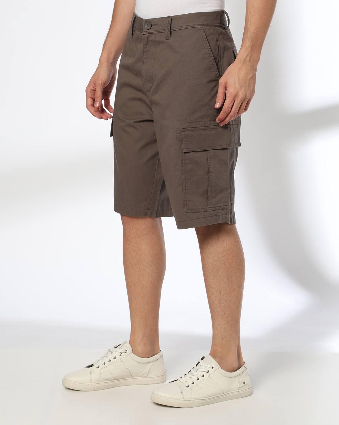 Men Mid-Rise Knee-Length Cargo Shorts