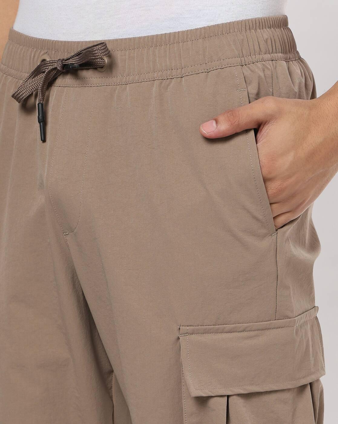 Men Regular Fit Cargo Pants