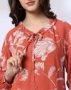 Floral print rgln slv neck tie, RUST, M