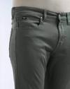 Men Slash Slim Tapered Fit Mid-Rise Jeans