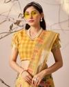 Women Floral Print Traditional Saree with Blouse Piece