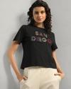 REGULAT FIT TEE, BLACK