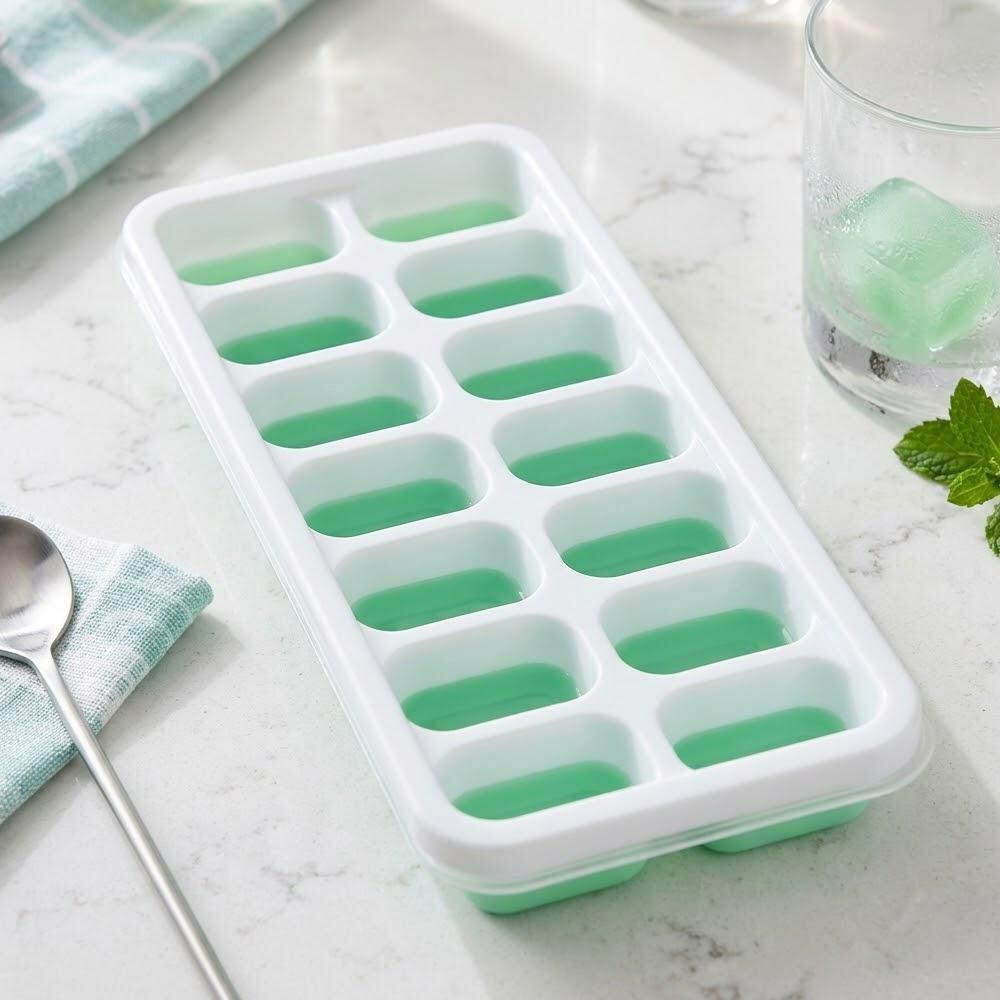 Celebration Essentials | Celebration Essentials Silicon 14 Ice Cube Tray with Lid