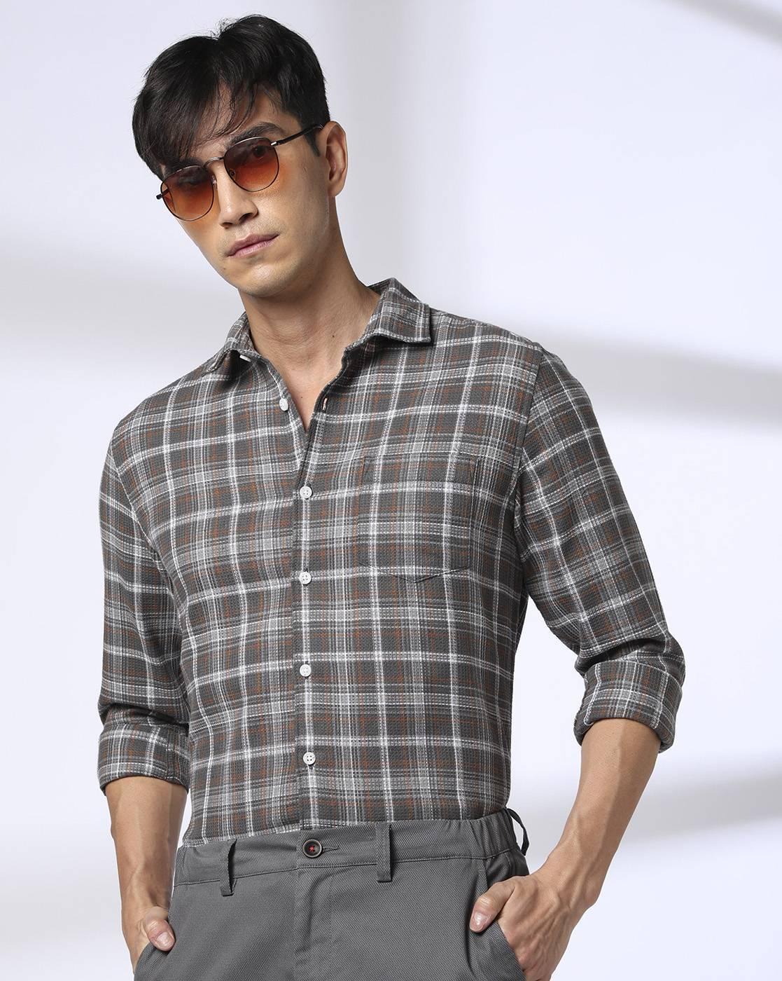 Men Checked Slim Fit Shirt