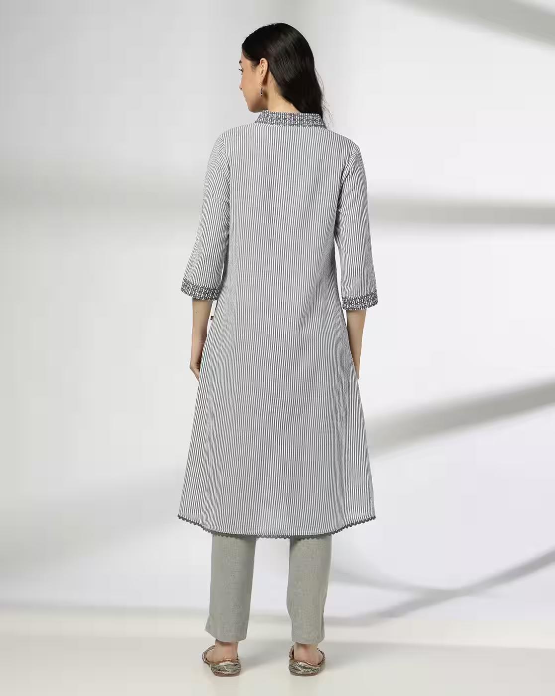 SHAWL COLLAR A LINE EMBROIDERY, GREY