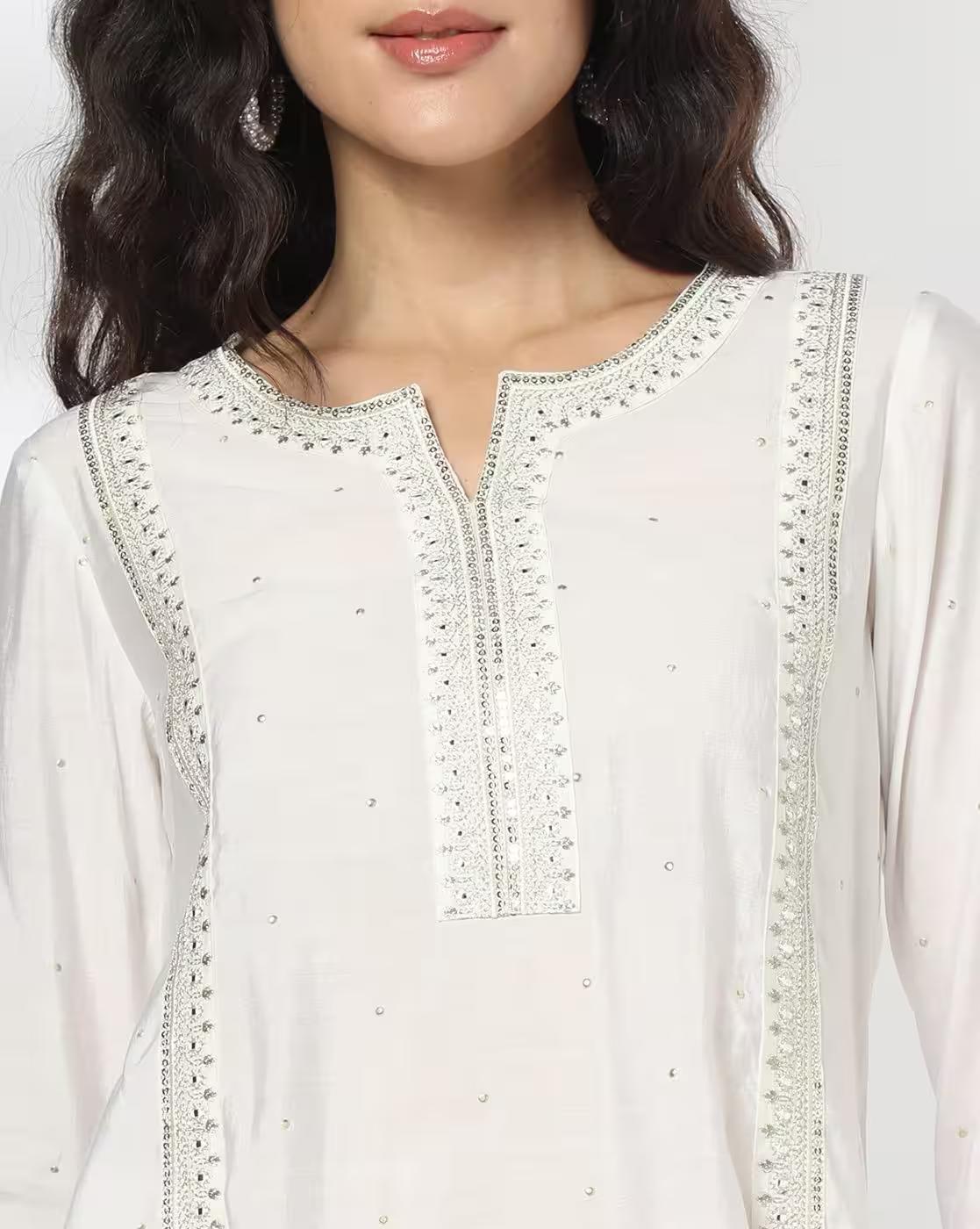 PRINTED SHORT FLARED FESTIVE, WHITE, XXL