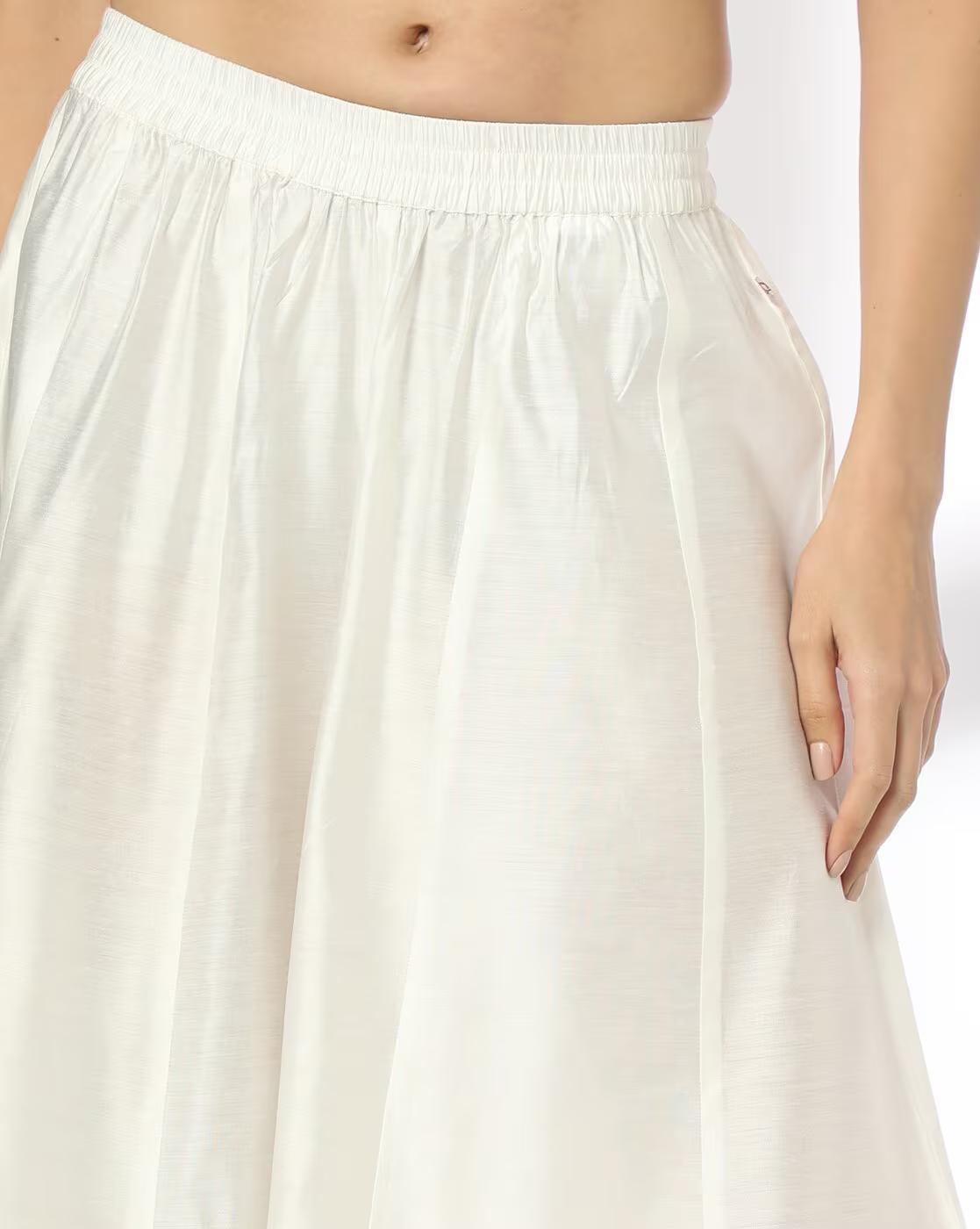 Matching bottom of TAW25ZWEWAM, WHITE, L