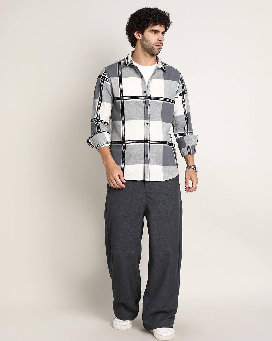 Men Checked Regular Fit Shirt with Spread Collar