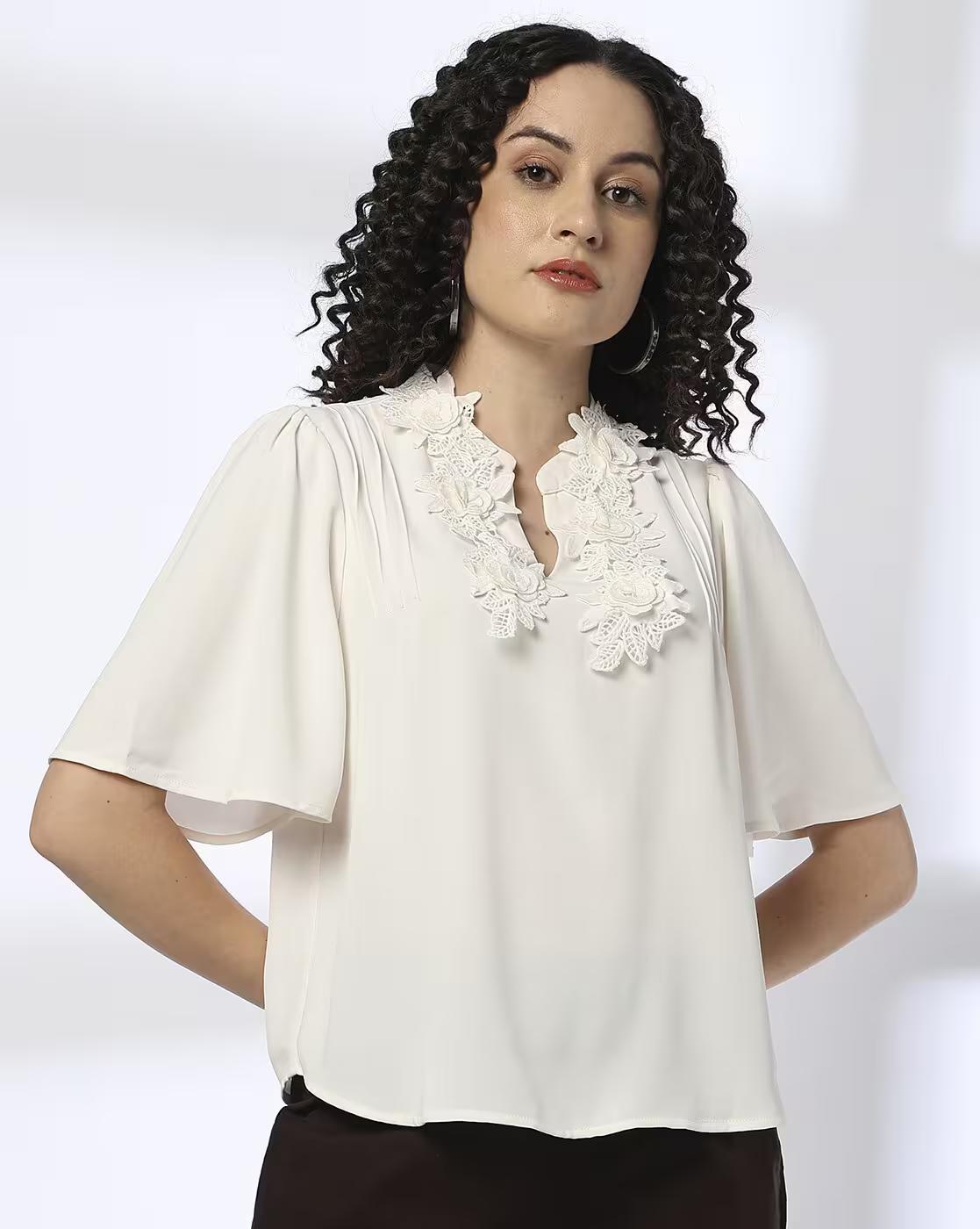 FRONT APPLIQUE TOP WITH FL, OFF WHITE, L