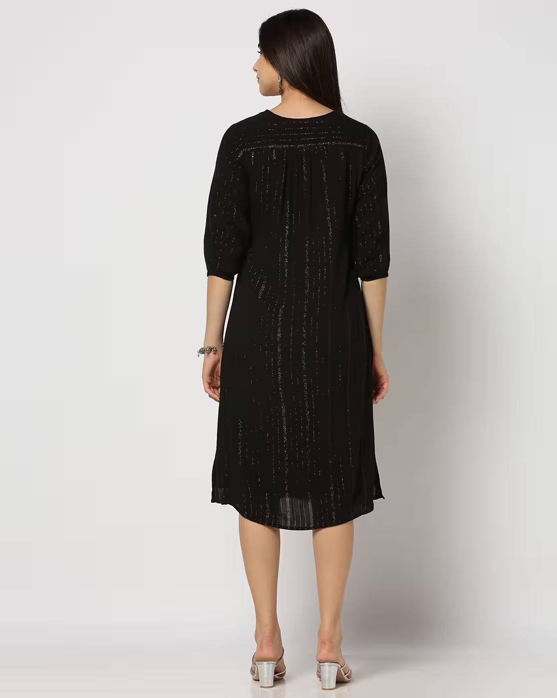 Women Striped Straight Kurta