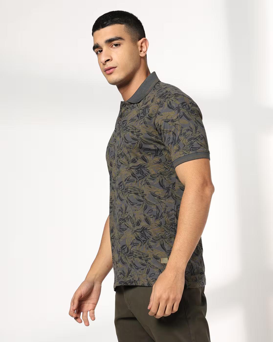Men Leaf Print Slim Fit Polo Cotton T-Shirt