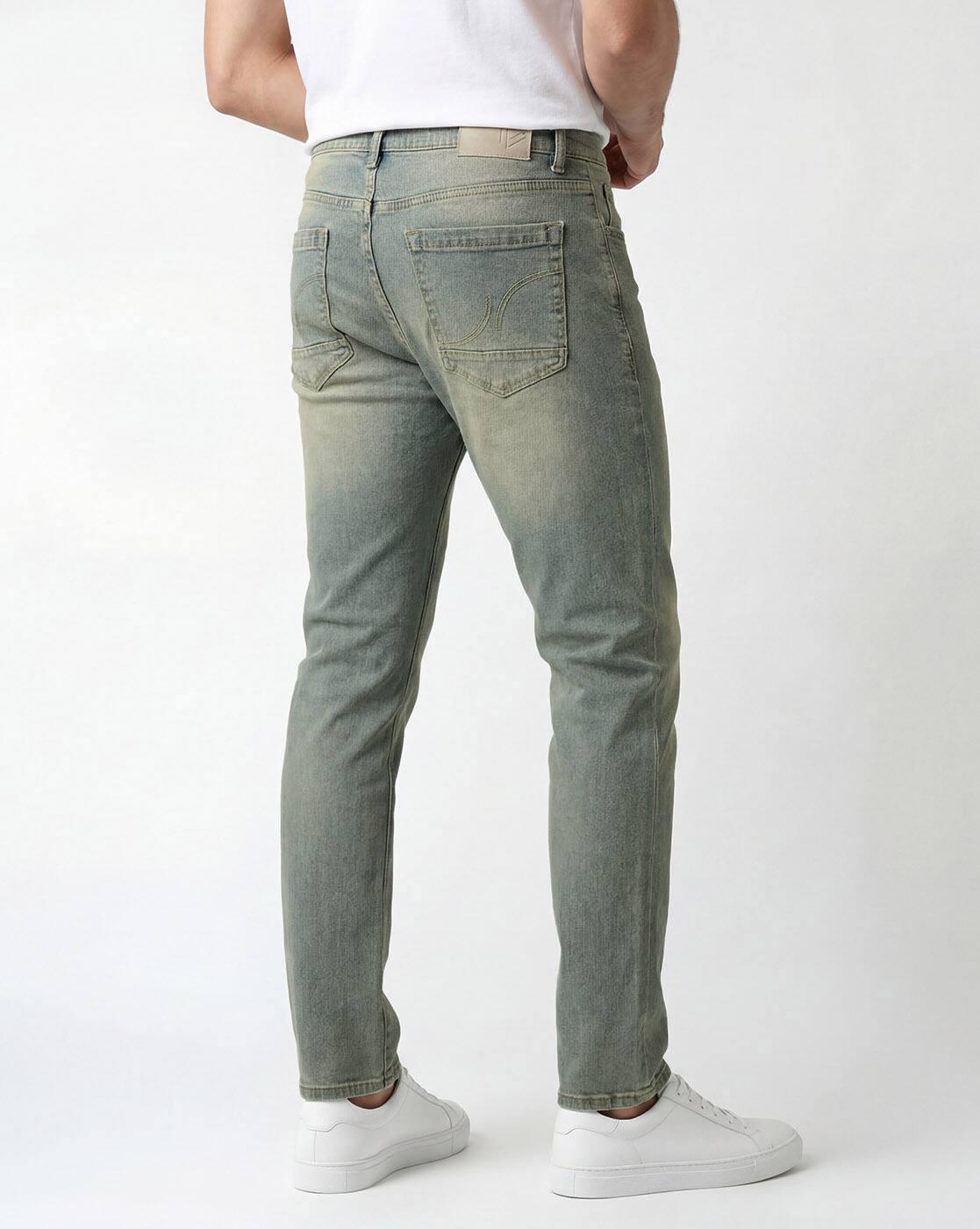 Men Lightly Washed Slim Fit Jeans