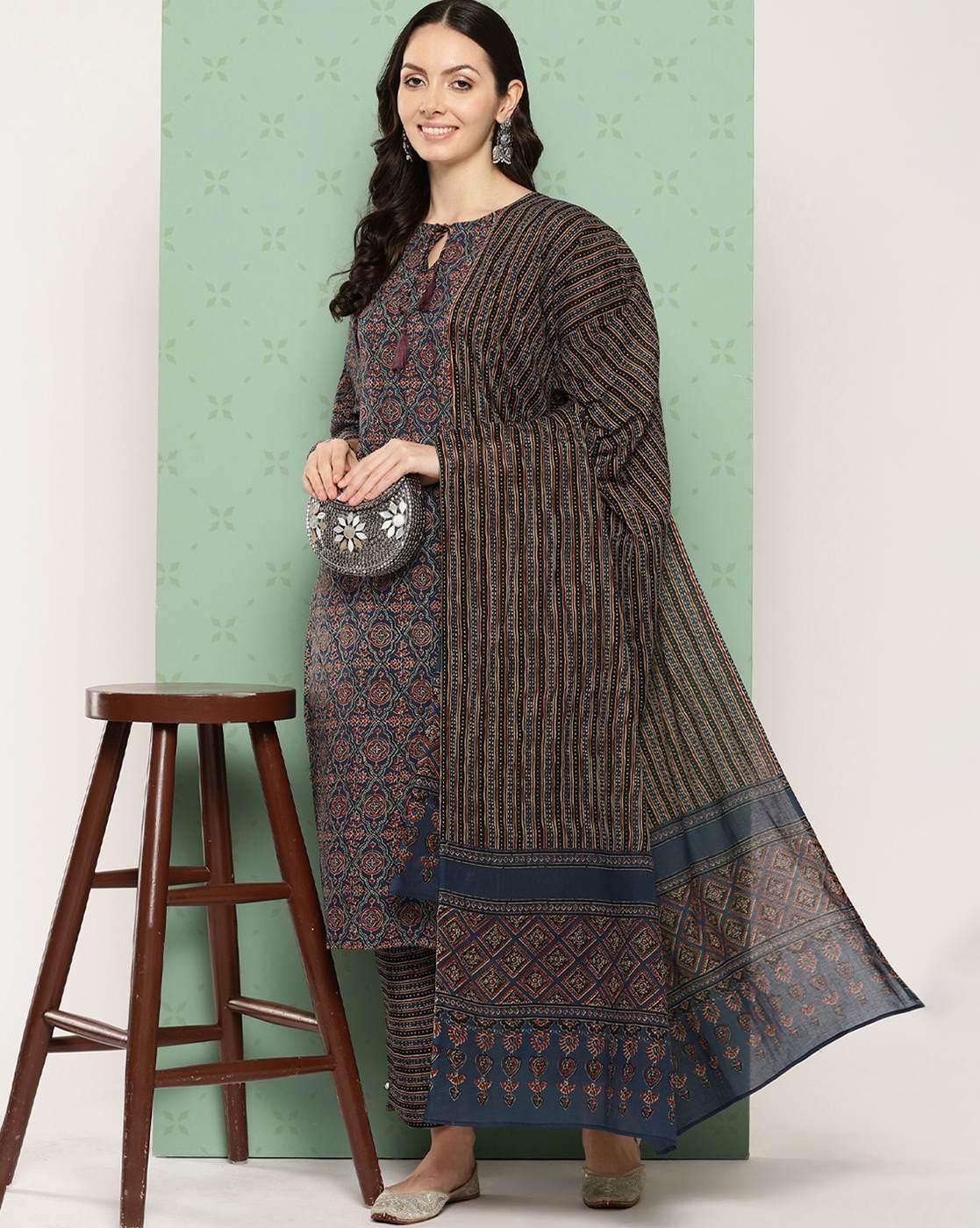 Women Floral Print Straight Kurta with Pants & Dupatta