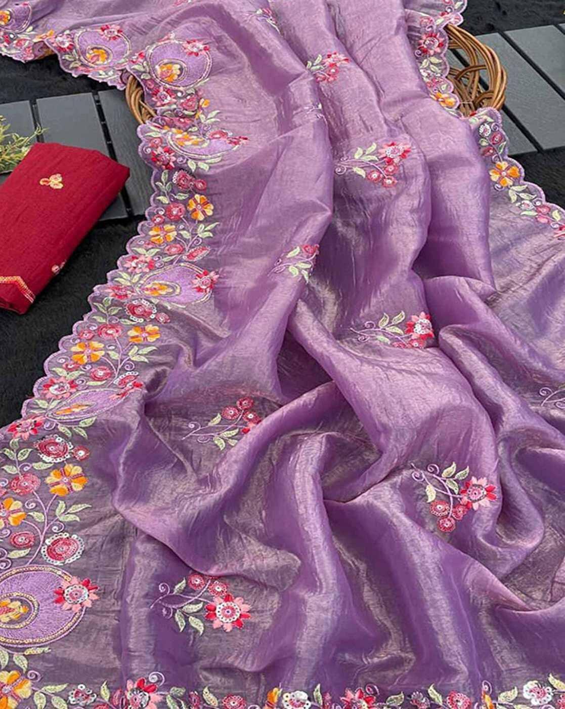 Women Traditional Saree
