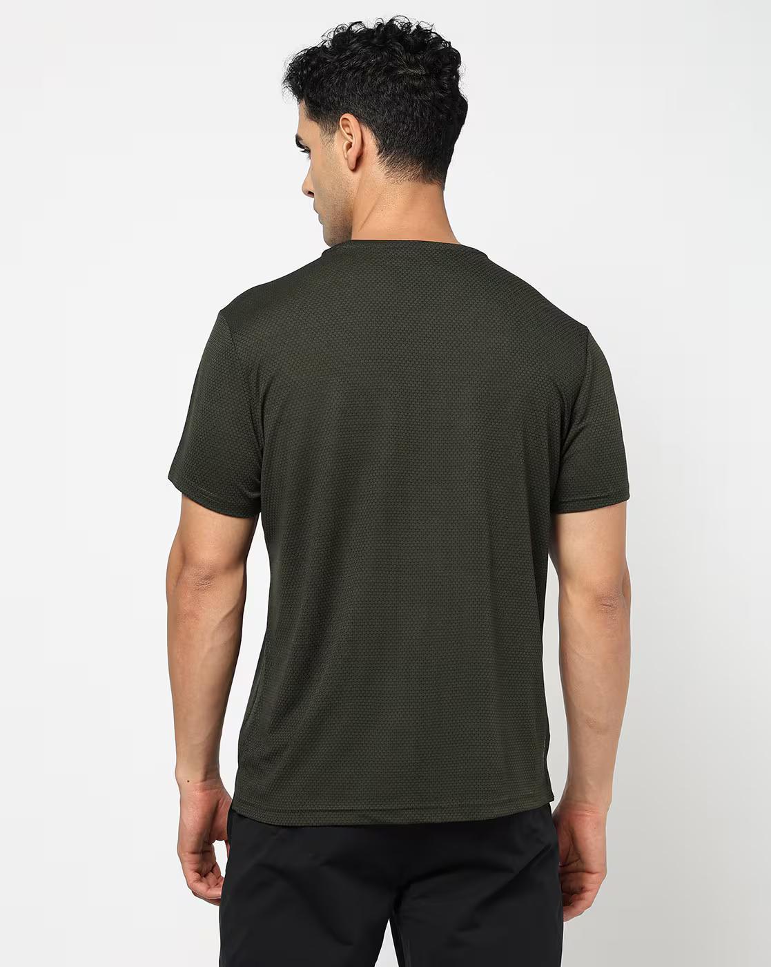Men Regular Fit Crew-Neck Training T-Shirt
