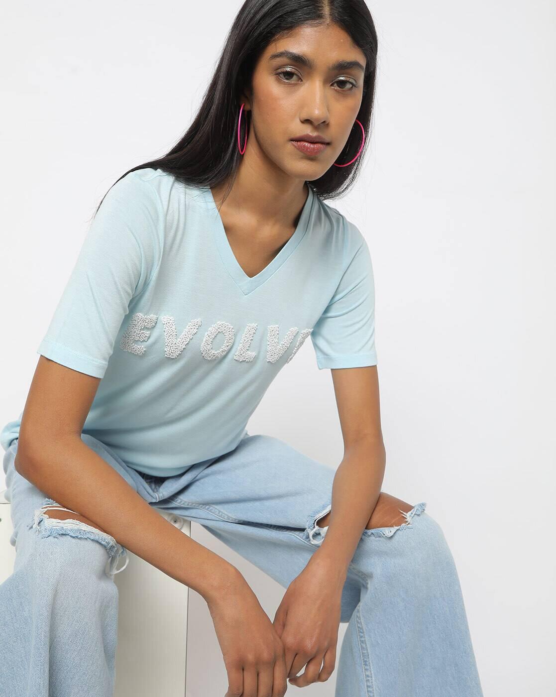 V-neck T-shirt with Embroidery