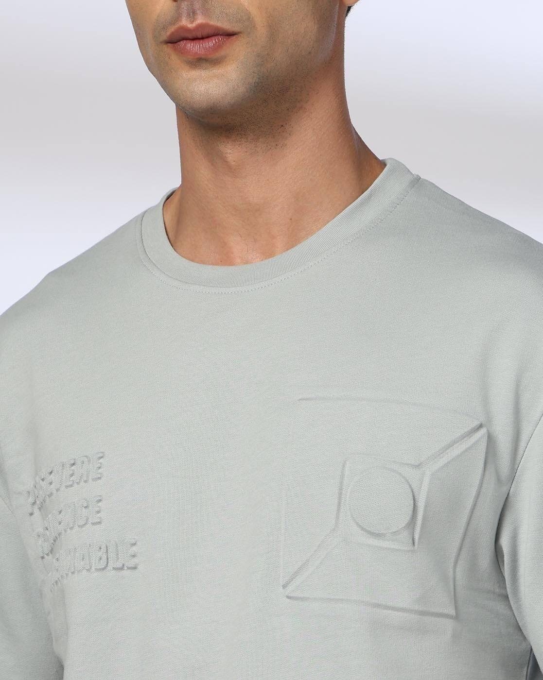 EMBOSSED SQUARE SHAPE HS T, LT GREY