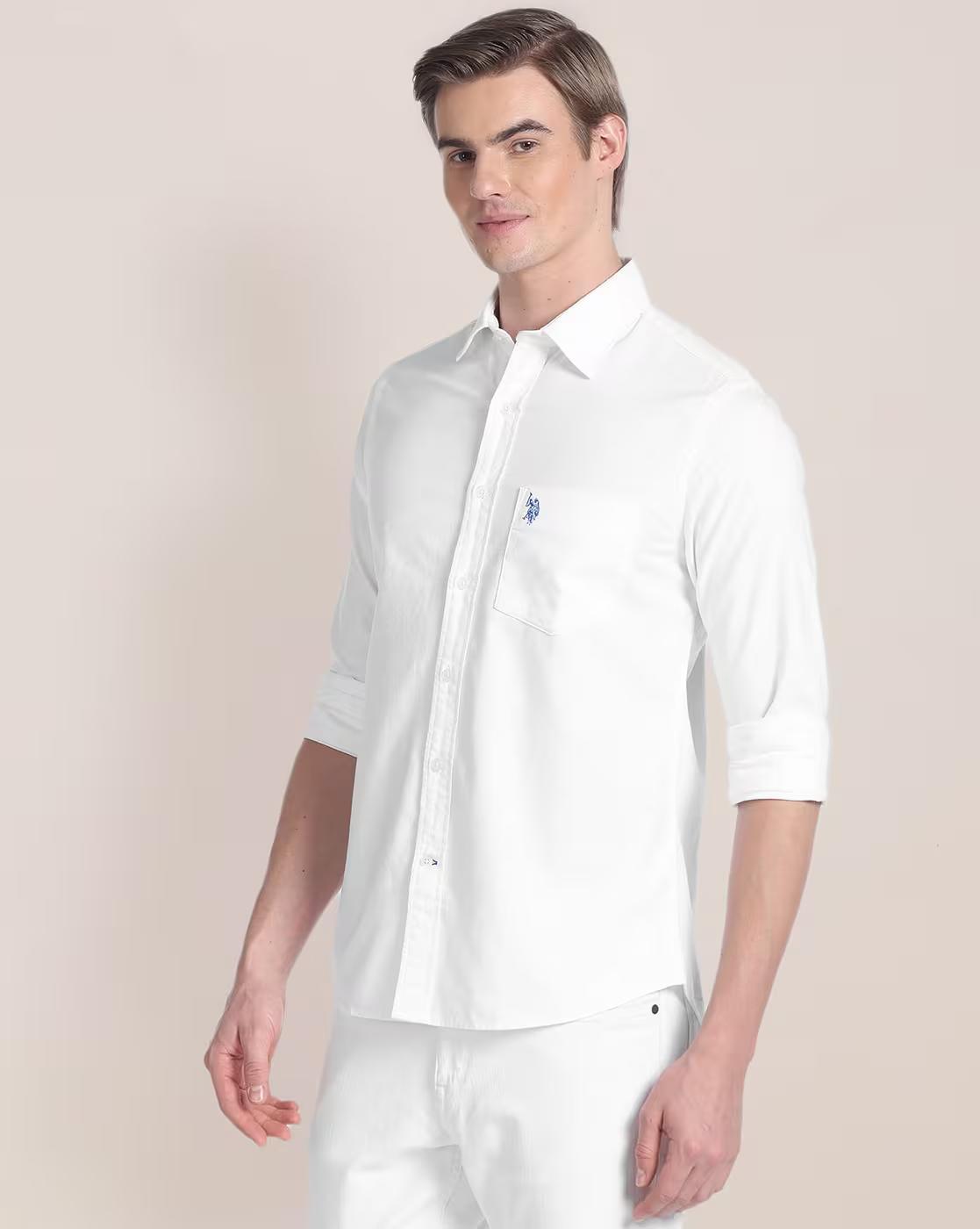 Men Tailored Fit Shirt with Patch Pocket