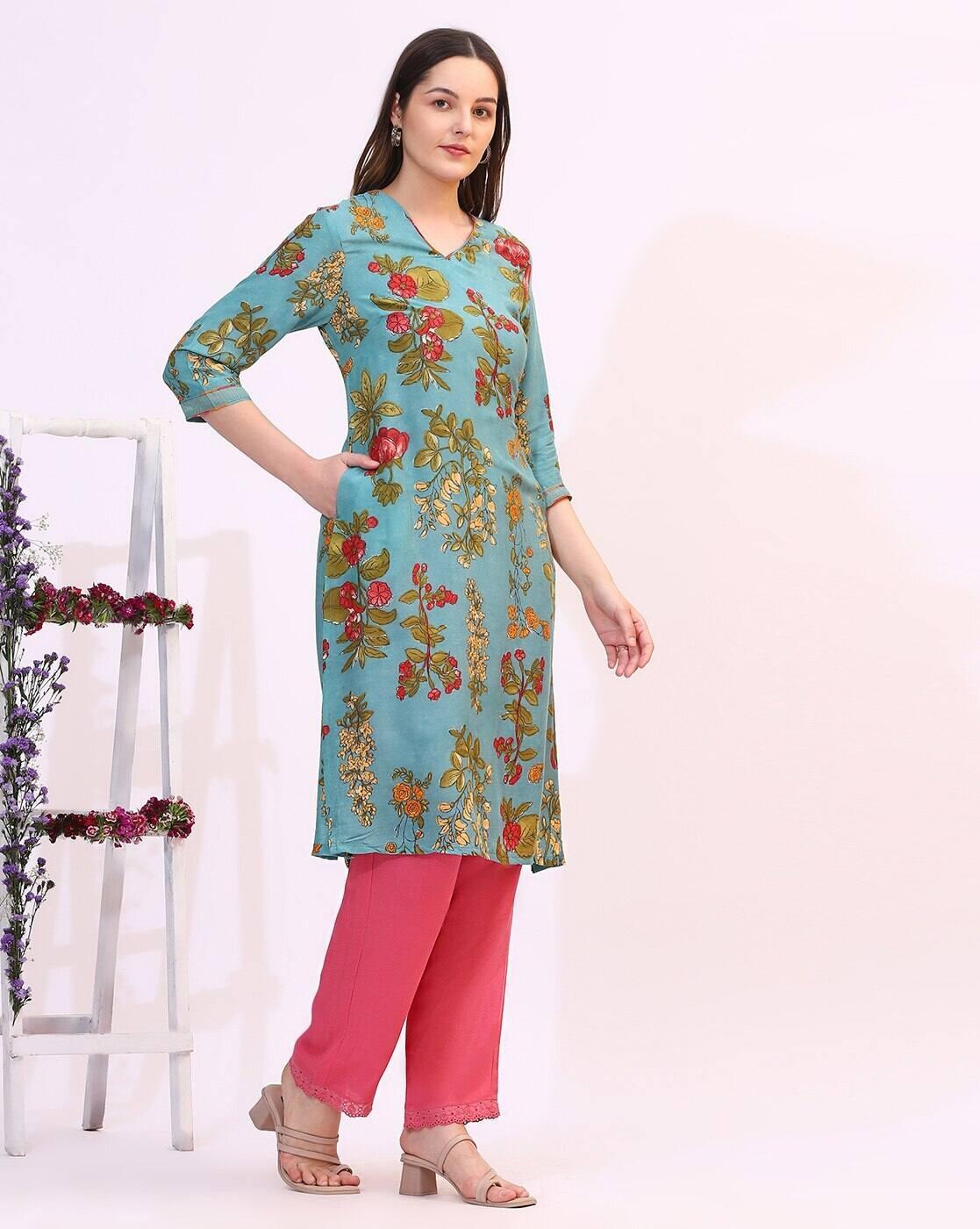 Women Floral Print Straight Kurta with Insert Pocket