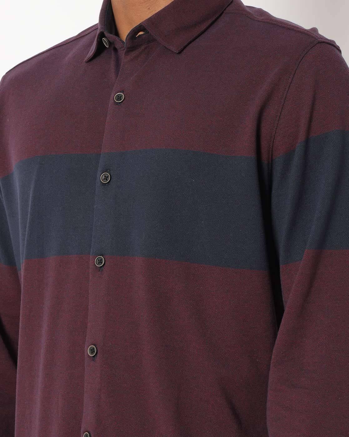 Men Slim Fit Shirt with Colourblock Stripe